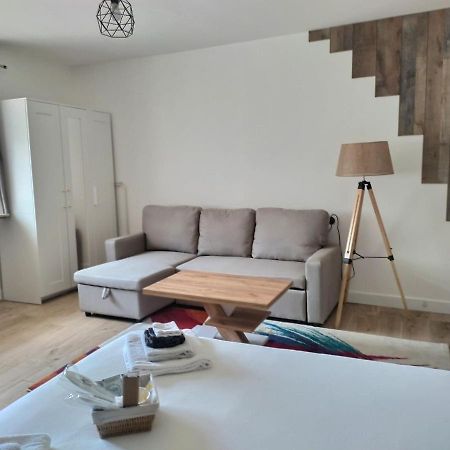 Chambre Privee 23M - Canape Lit - Wifi - Appart 120M Woippy Exteriör bild